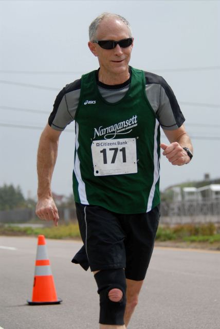 2011 Narrow River Road Race